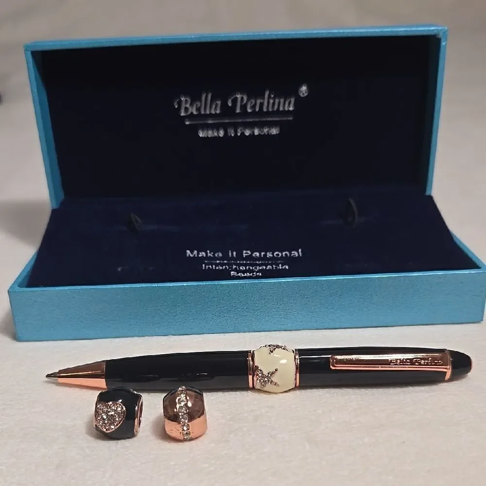Bella Perlina Black Ink Pen